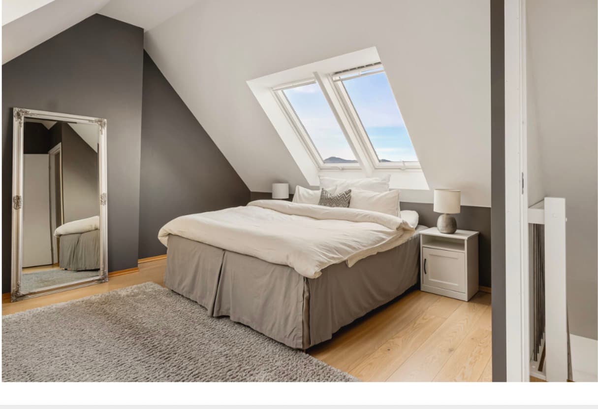 Profesjonell rengjører klar for Airbnb-rengjøring 5